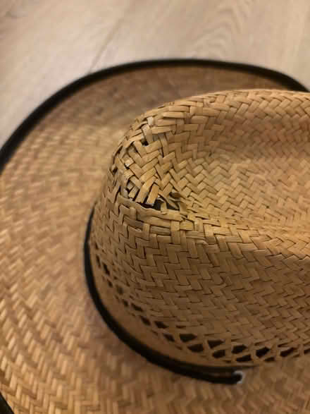 Photo of free Straw hat (SG4 hitchin) #3