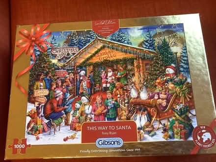 Photo of free Christmas Jigsaw Puzzle 1000 pieces (Grange Estate, Letchworth SG6) #1