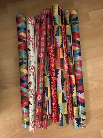 Photo of free Bag of wrapping paper rolls, various designs/lengths (Barkham RG41) #2