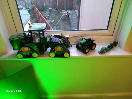 Photo of free John Deere model tractors (IP1) #1