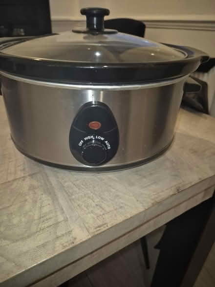 Photo of free Slow Cooker (Lee SE12) #1