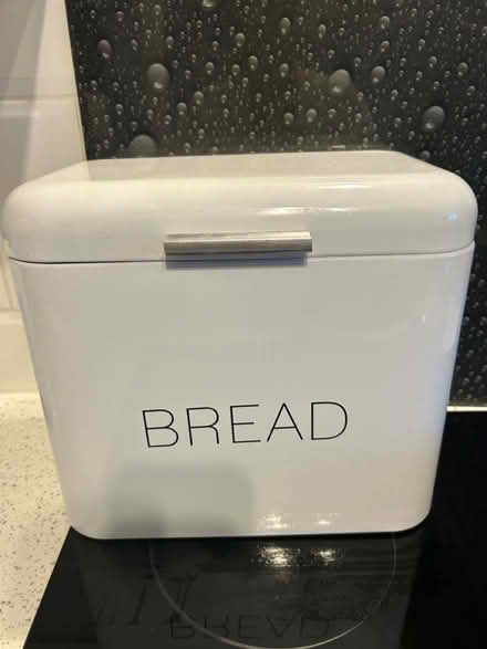 Photo of free White bread bin (Dunstable) #1
