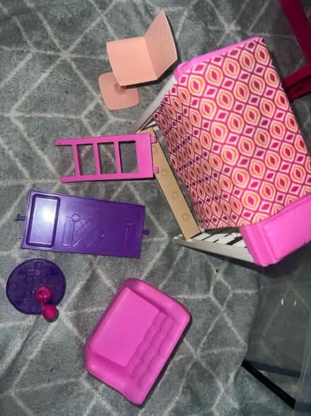 Photo of free Barbie Estate dollhouse (NW11) #4