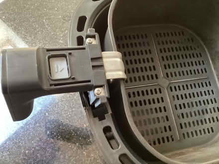 Photo of free Air Fryer (Lightcliffe HX3) #2