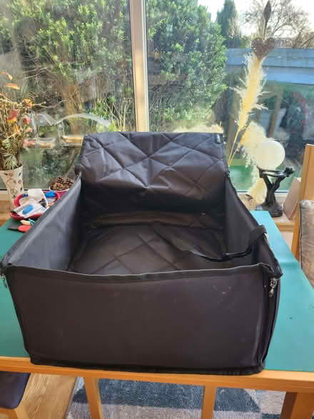 Photo of free Pet seat for car (Drylaw EH4) #1