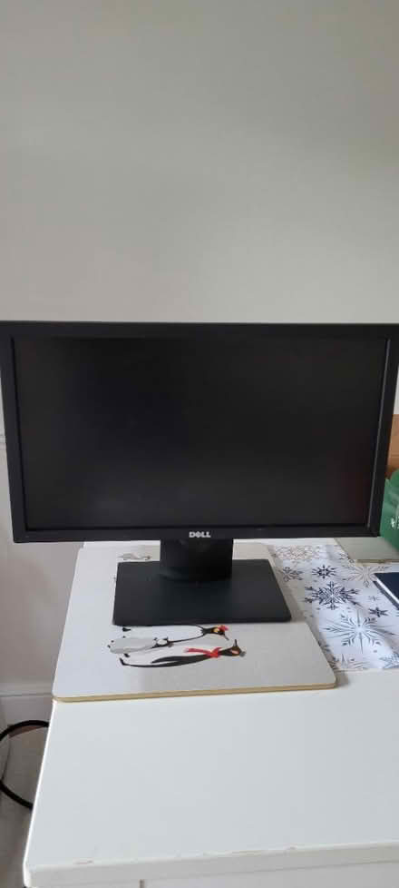 Photo of free Monitor (Wokingham, RG41) #2