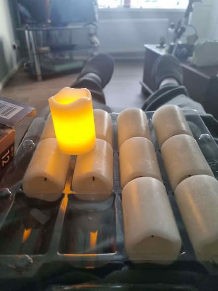 Photo of free LED Wax Voltive Set (Dean Row SK9) #1