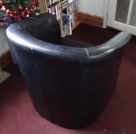 Photo of free Comfy Bucket Chair Dark Brown (S8 Lowedges) #4