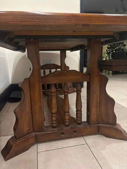 Photo of free Large oak dinning table (Ammanford SA18) #4