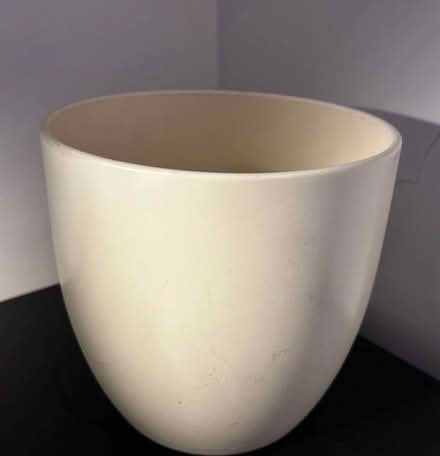 Photo of free Indooor plant pot (Hulme M16) #1