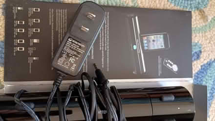 Photo of free iPod iphone4 portable speaker (Somerville, off Cedar St) #1