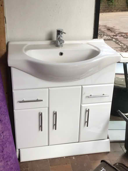 Photo of free Bathroom sink in cabinet with separate wall mounted mirror and cupboards (Brixham TQ5) #1
