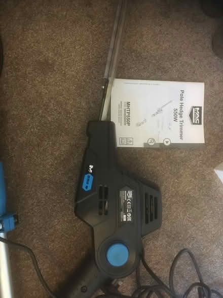 Photo of free Pole hedge trimmer (Edinburgh South EH9) #3