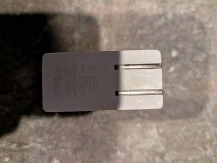 Photo of free Google UBC charger (Downtown Oak Park) #2