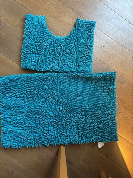 Photo of free Bath mats (Westbourne Green W2) #1