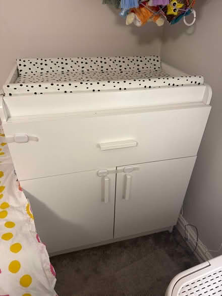 Photo of free Changing station (WA10) #1