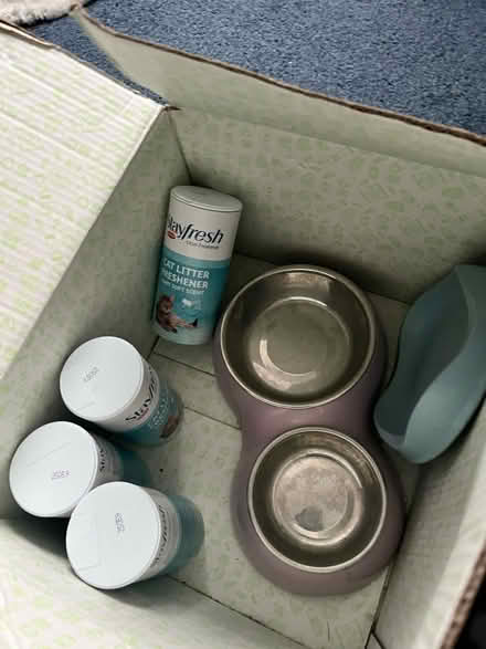 Photo of free Cat bowls/litter scent (Chells Manor SG2) #1