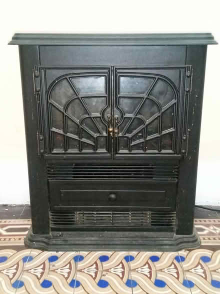 Photo of free Electric fire place (Birkenhead, CH41.) #1