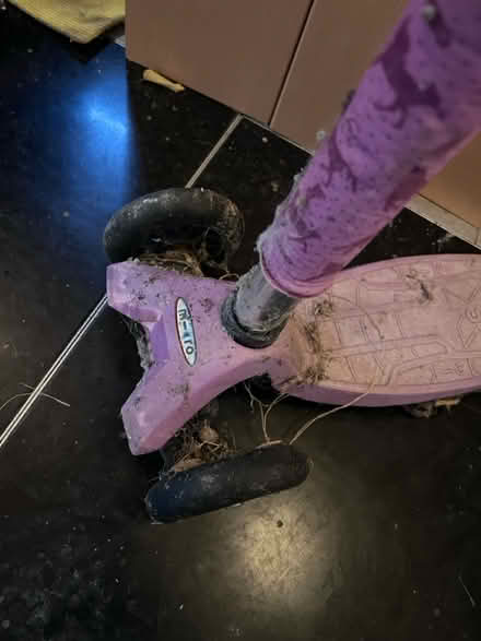 Photo of free Micro scooter for 6-8 year olds (Lambs Green RH12) #3