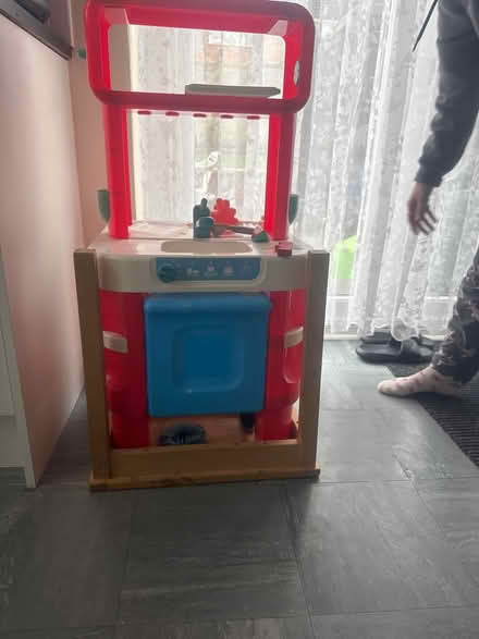 Photo of free Kids kitchen (LU4) #2