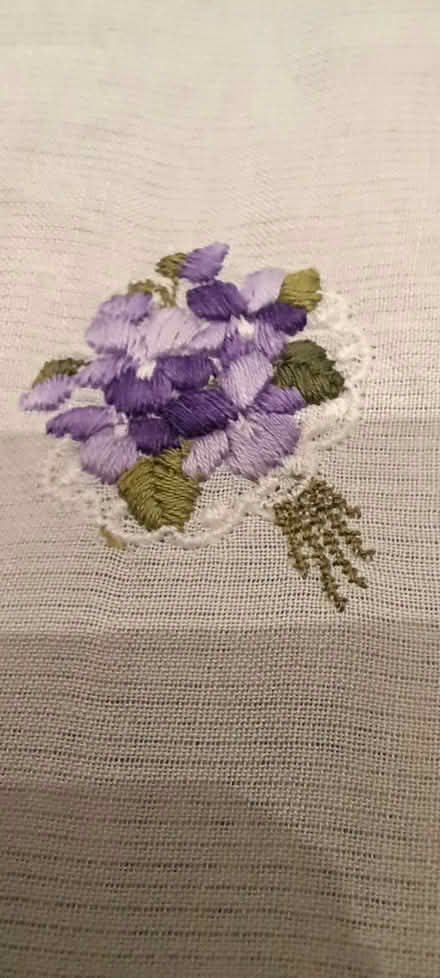 Photo of free Hand embroidered v small tablecloth (Benfield Valley BN41) #1