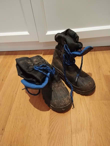 Photo of free Kids small boots - euro size 31 (Lewisham SE3) #1