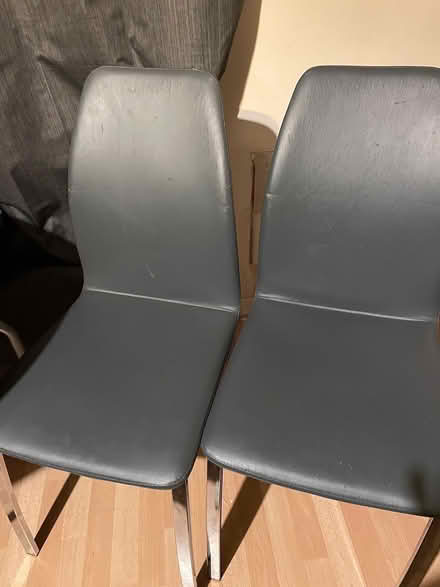 Photo of free Dining table & 4 chairs (Derby DE6) #3