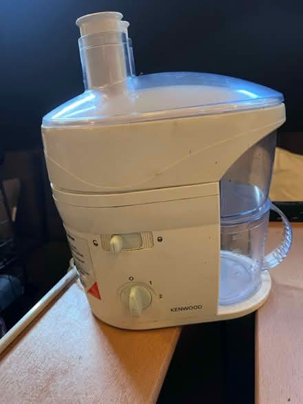 Photo of free Kenwood Centrifuge Juicer JE550 (Lambs Green RH12) #1