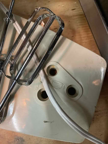 Photo of free Oster kitchen center mixing blender (Foothill Boulevard Cupertino) #3