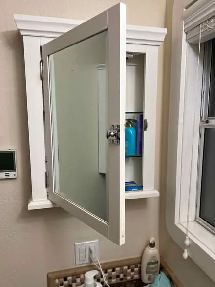 Photo of free 2 medicine cabinets - white (Pleasant Valley Road Aptos) #2