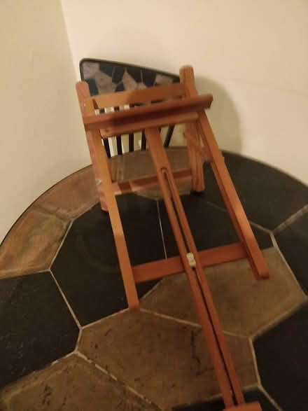 Photo of free Easel (part of?) (whiteinch, G14) #1