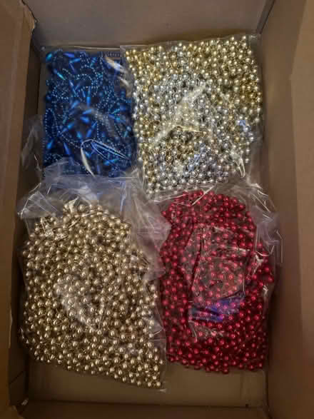 Photo of free Christmas tree decorations (Welling DA16) #1