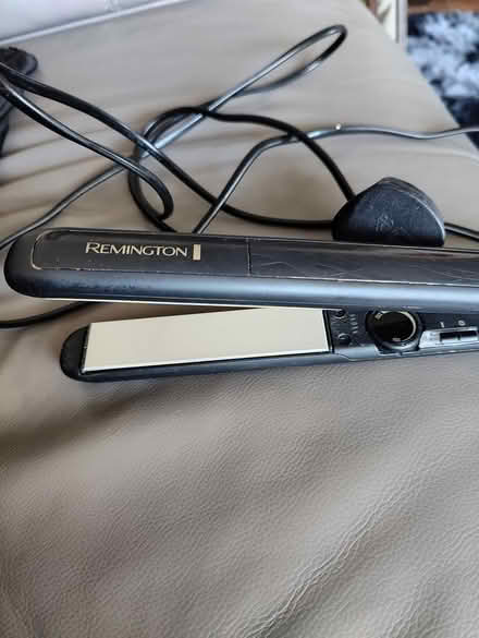 Photo of free Hair straightener (Allington ME16) #1