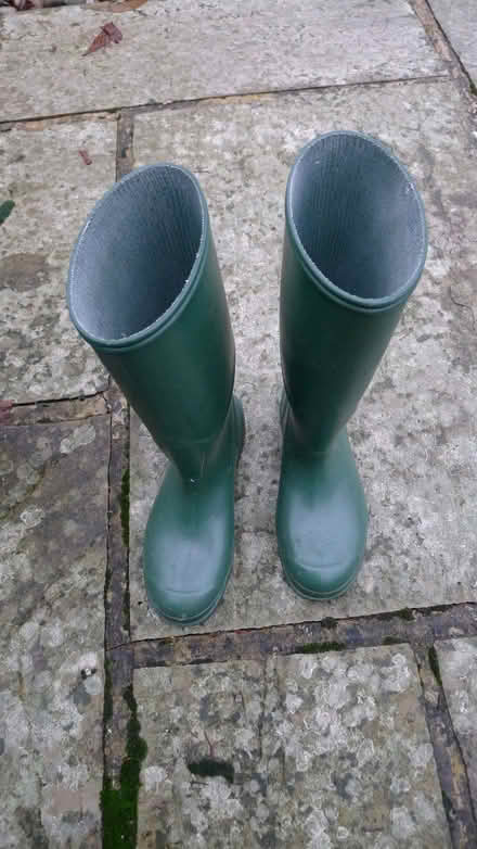 Photo of free 2 Pairs wellington boots size 5 and size 7 in good condition (Marlow SL7) #1