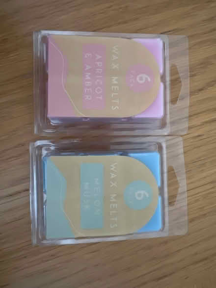 Photo of free Melting Wax (Gilmerton Dykes Avenue) #1