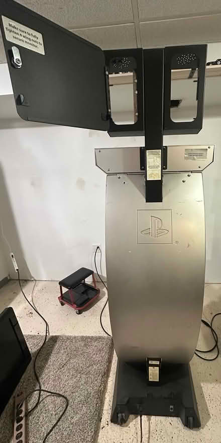 Photo of free PlayStation 3 store display (Downers Grove South Side) #4