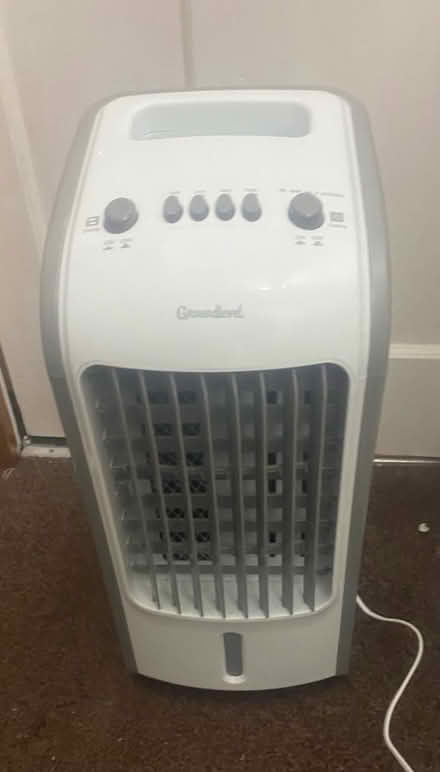 Photo of free Air conditioner (Br1 bromley) #1