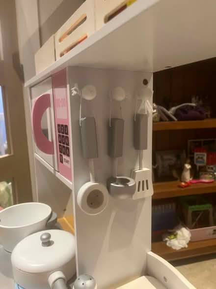 Photo of free Play kitchen (Dundonald, Belfast, BT16) #3