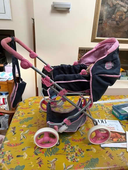 Photo of free Doll's Buggy - in very good condition (Craigleith EH4) #2
