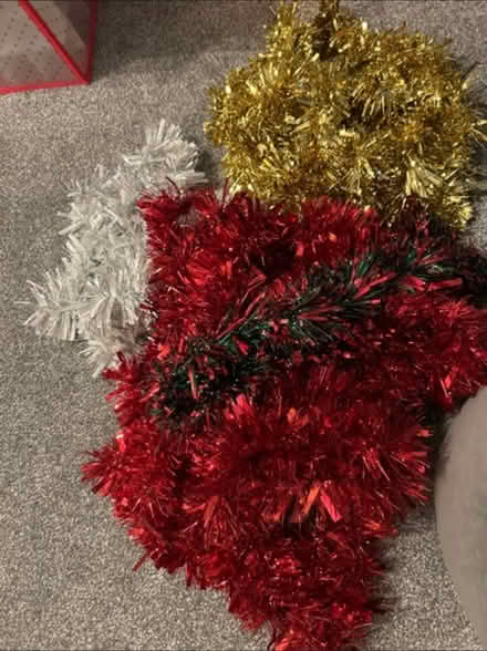Photo of free Christmas baubles and tinsel (CT6) #2