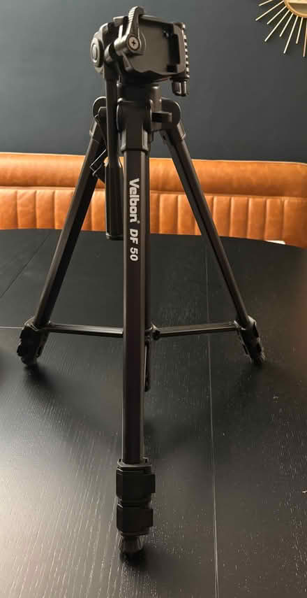 Photo of free Camera tripod (Welling DA7) #1