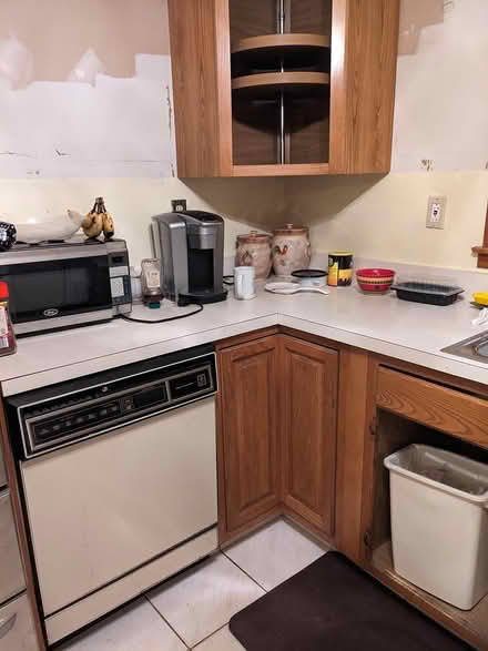 Photo of free Formica countertops (Belford, N.J.) #2