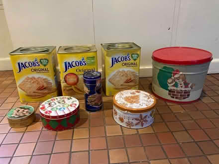 Photo of free empty tins for cookies, etc (UpperWest Side) #1