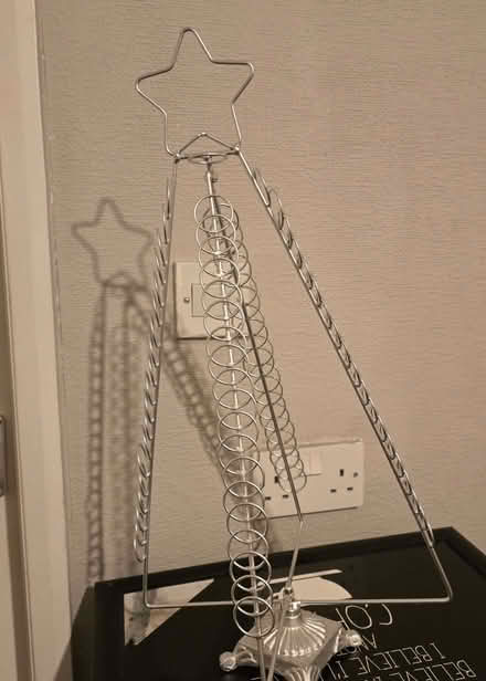 Photo of free Xmas card holder (Chilton DL17) #1