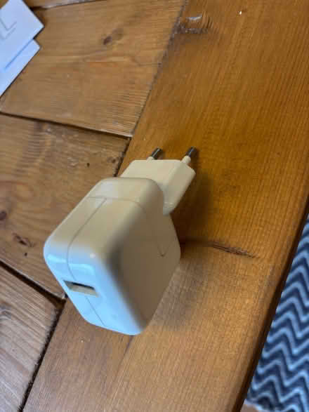 Photo of free European USB Charger (BH2 6LT) #1