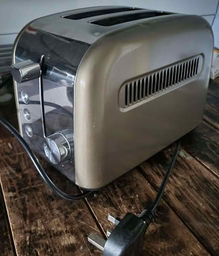Photo of free Toaster (Whitehill GU35) #1