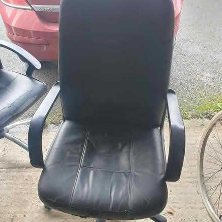 Photo of free Office chairs (Twyford RG10) #2