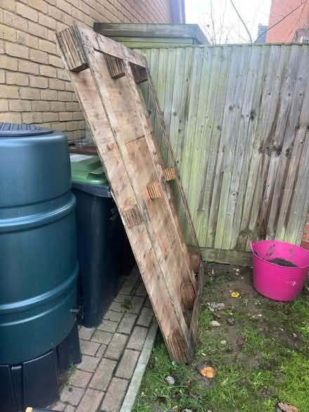 Photo of free Pallet (West malling) #1