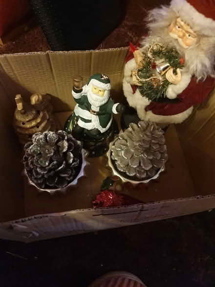 Photo of free FEW Christmas decs (Northolt UB5) #1