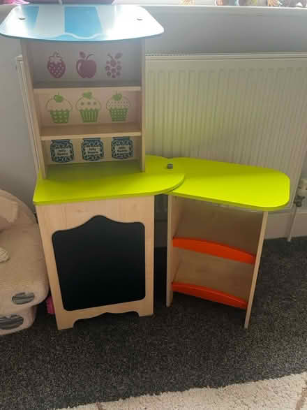 Photo of free Children’s wooden toy shop (TN25) #1